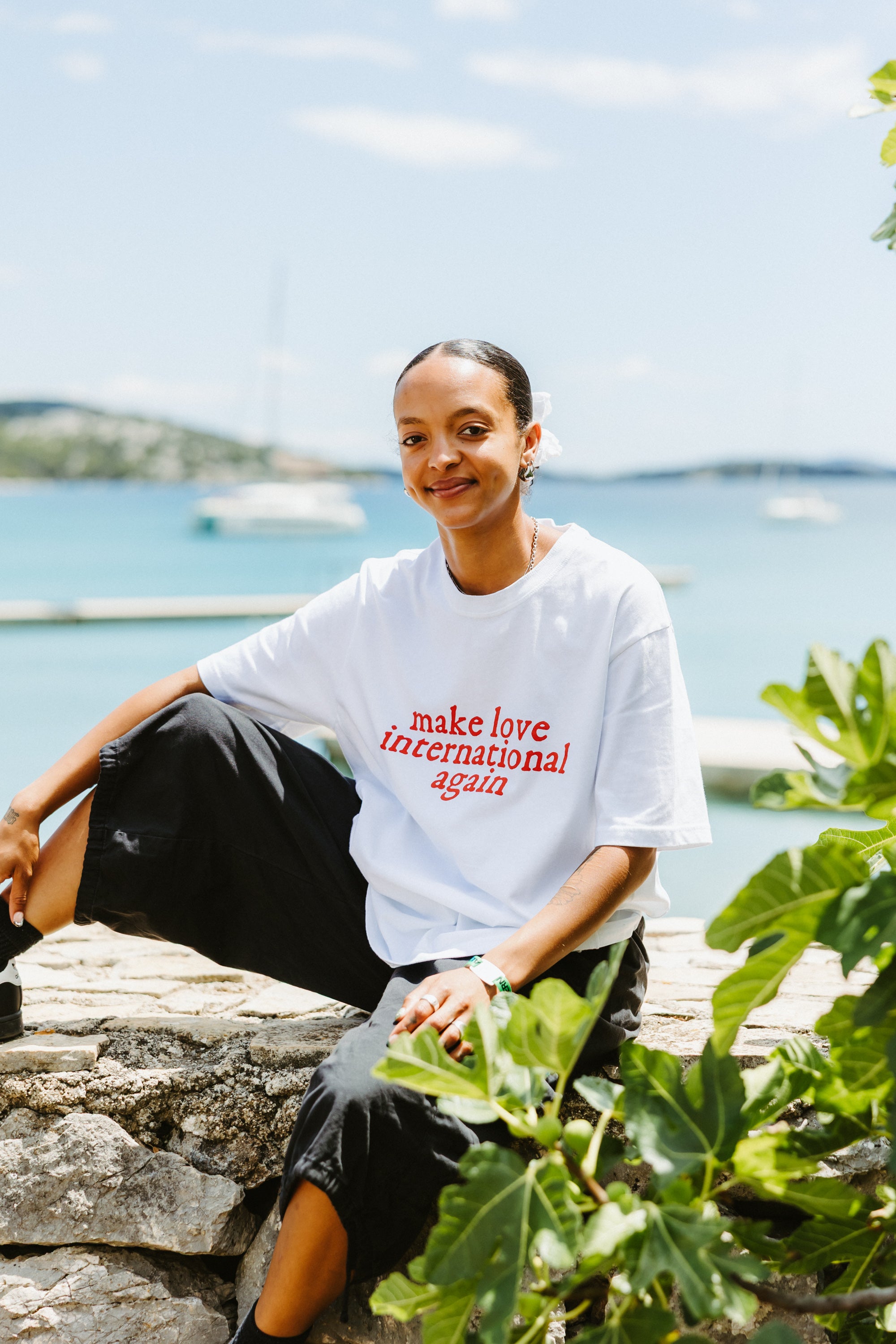 Love International x ACMH Make Love International Again T-shirt - White / Red