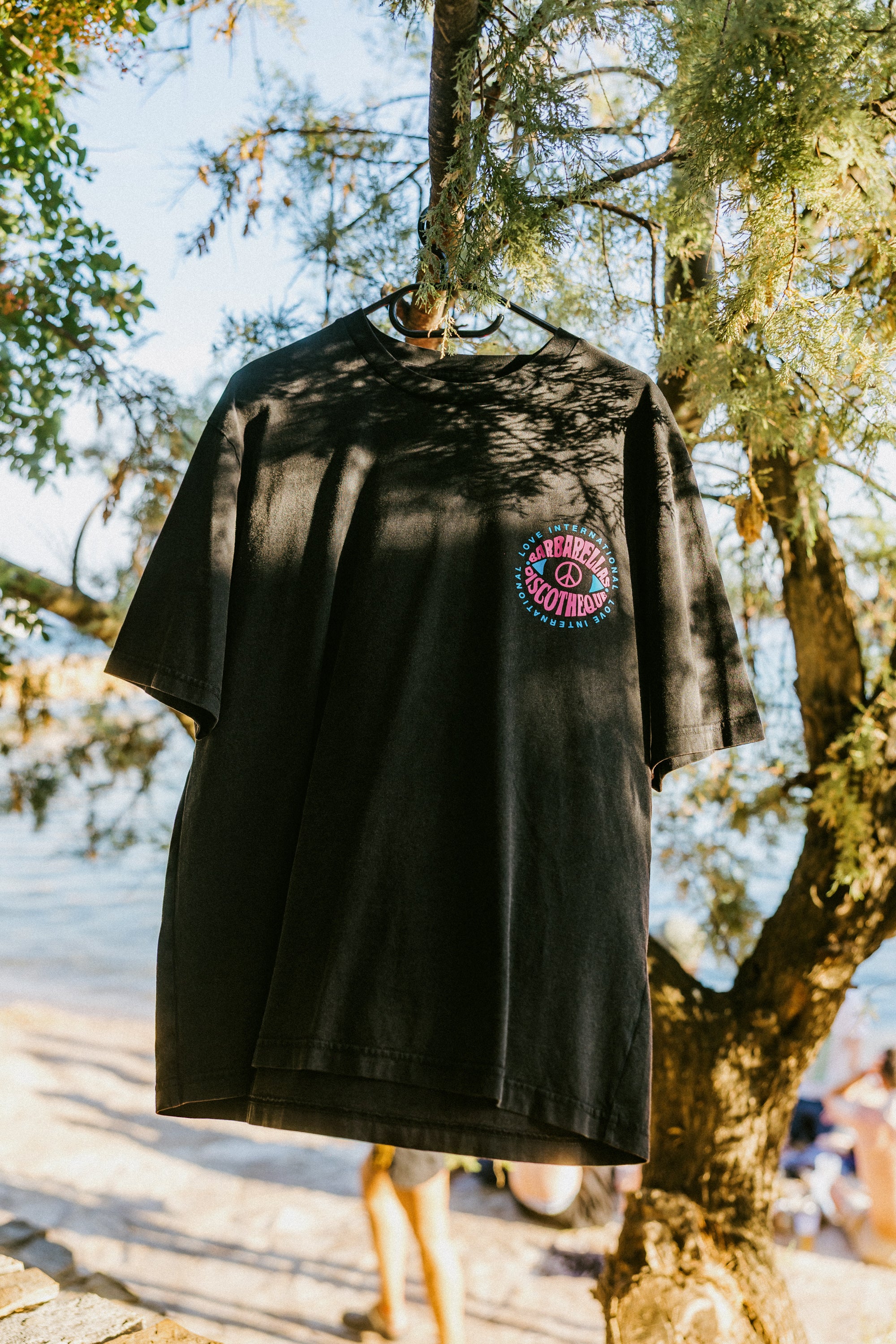 Love International x ACMH x Barbarellas T-shirt - Vintage Black